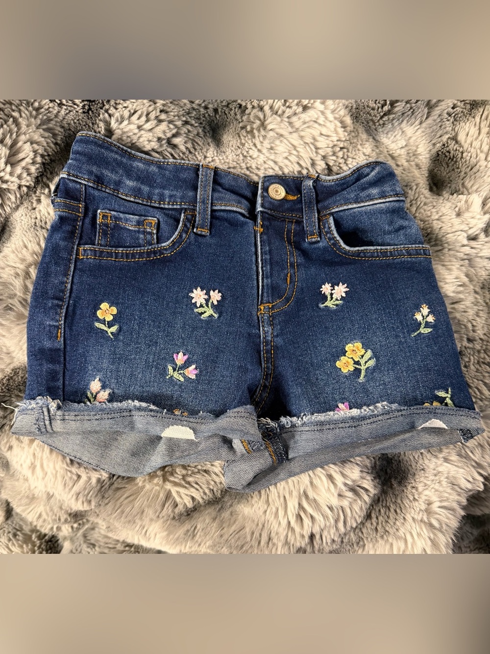 Jumping Beans Girls Floral Embroidered Denim Jean Shorts – Size 7 $10